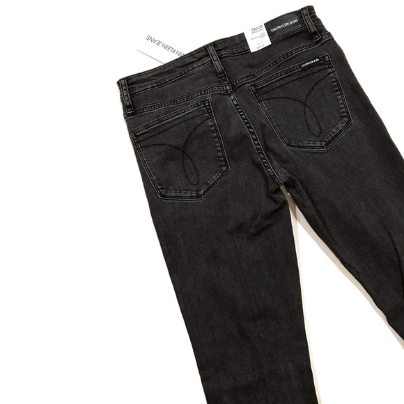 Calvin Klein Jeans Mid Rise Skinny Grey W28 x L32 NWT - Picture 2 of 7